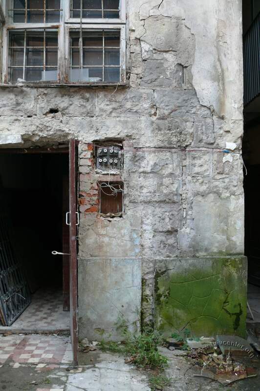 вул. Личаківська, 7. Прибудова у внутрішньому подвір'ї будинку. Тут розташовувався кінотеатр "Метро" (1934–1944).