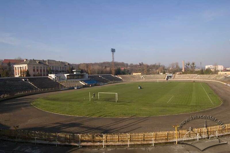 42-06-02--39a-v08.jpg