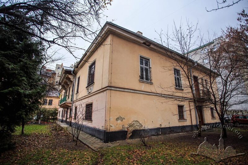Вул. Зелена, 24. Загальний вигляд будівлі з півночі