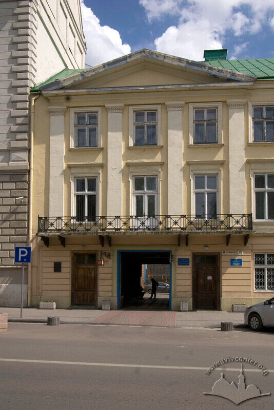 Вул. Винниченка, 14-16. Північна частина будинку