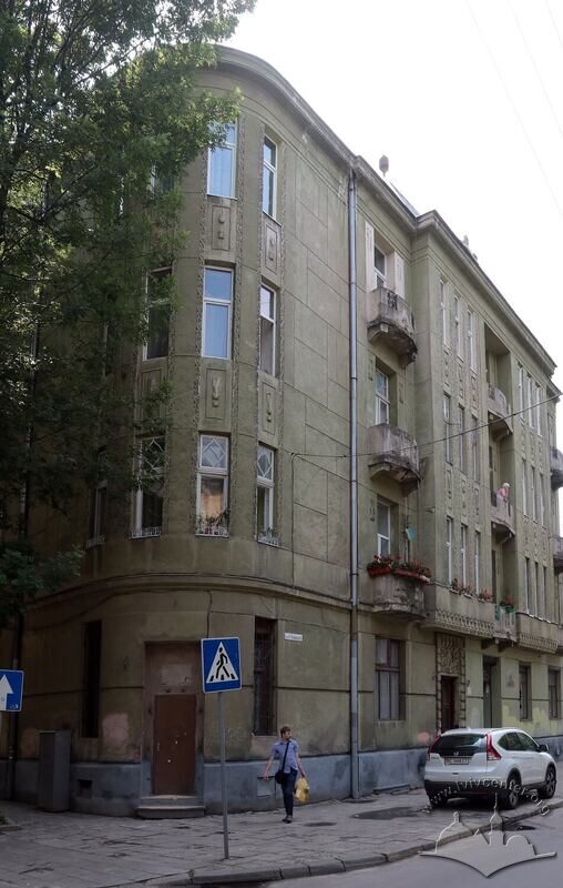 Вул. Левицького, 22. Вигляд будинку з півночі