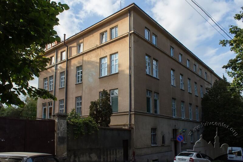 43-02-21--04-picture-11.jpg
