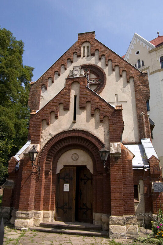 Пл. Старий Ринок, 1. Головний фасад