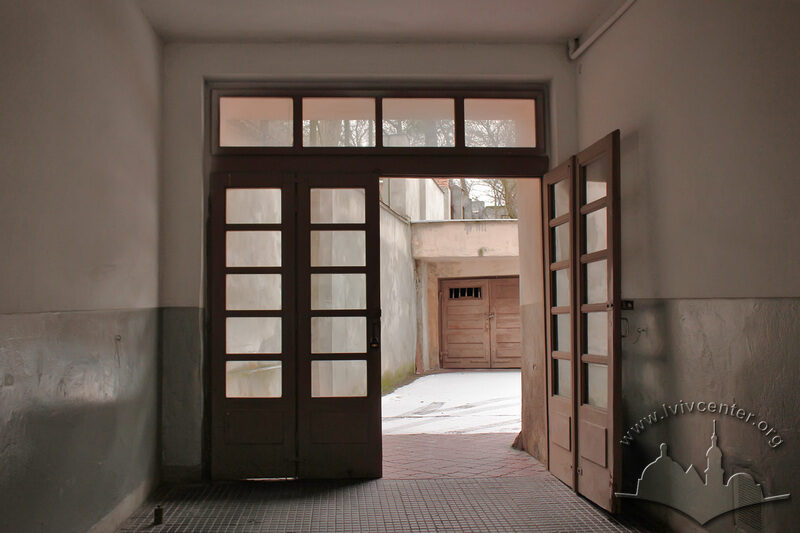 43-06-11--26-picture-12.jpg