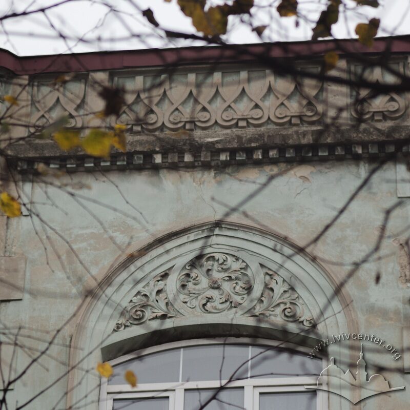 43-03-24--007-picture-11.jpg
