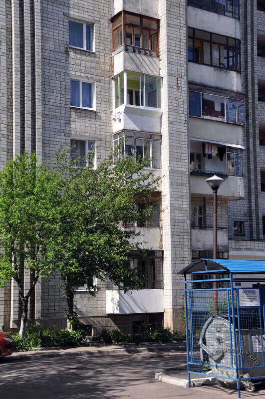 Вул. Чукаріна, 1б.