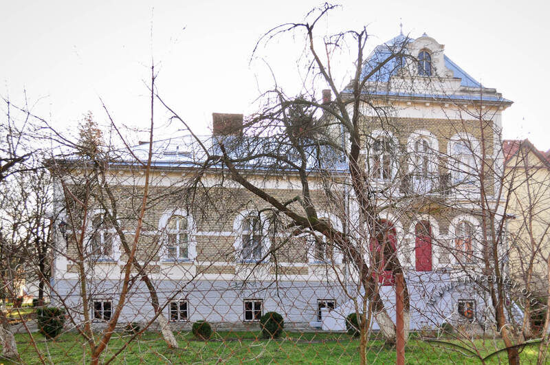 43-11-01--154-picture-10.JPG