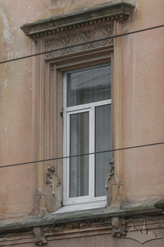 43-03-04--048-picture-10.jpg