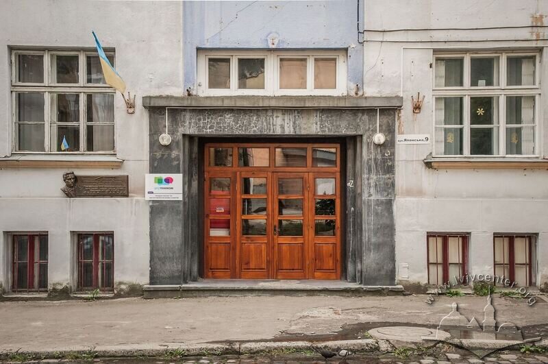 43-03-27--09-picture-4.jpg