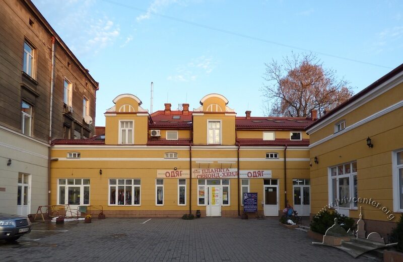 42-09-05--05-picture-3.JPG