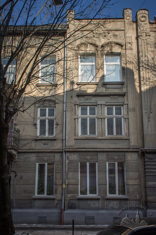 43-03-30--02-picture-3.jpg