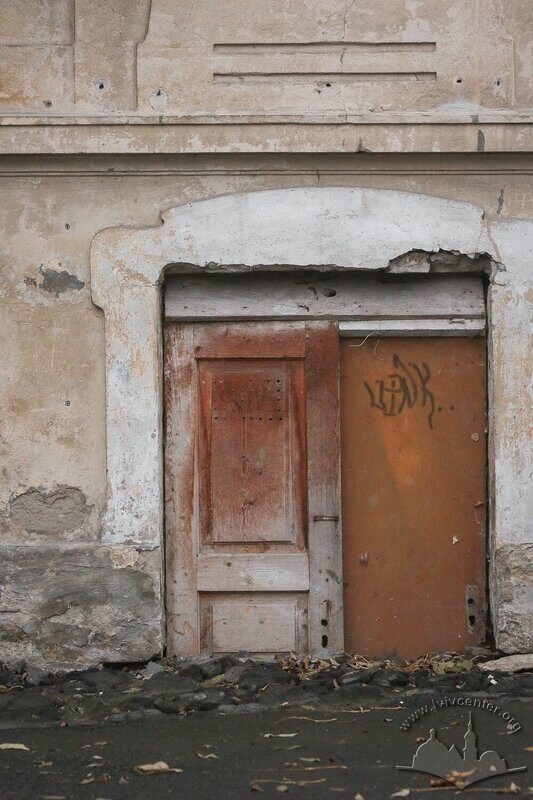 43-03-12--12-picture-4.jpg