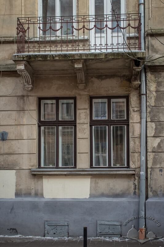 43-03-30--04-picture-3.jpg
