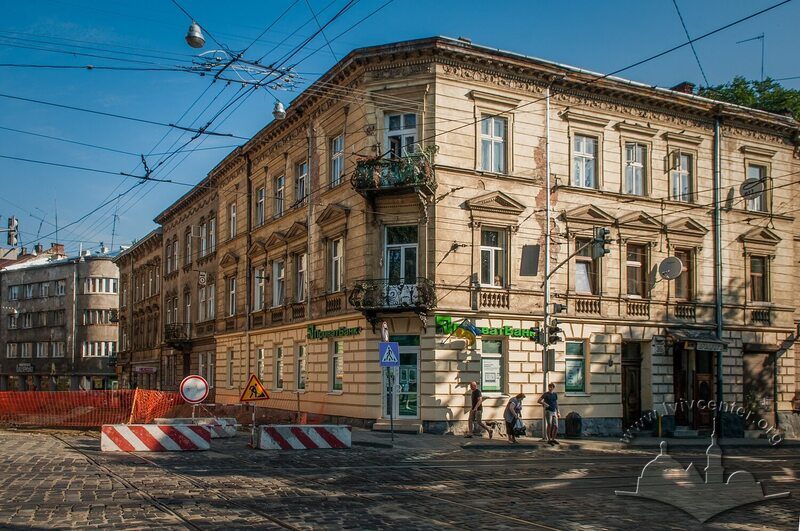 43-03-04--036-picture-4.jpg