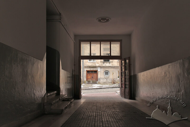 43-06-11--26-picture-13.jpg