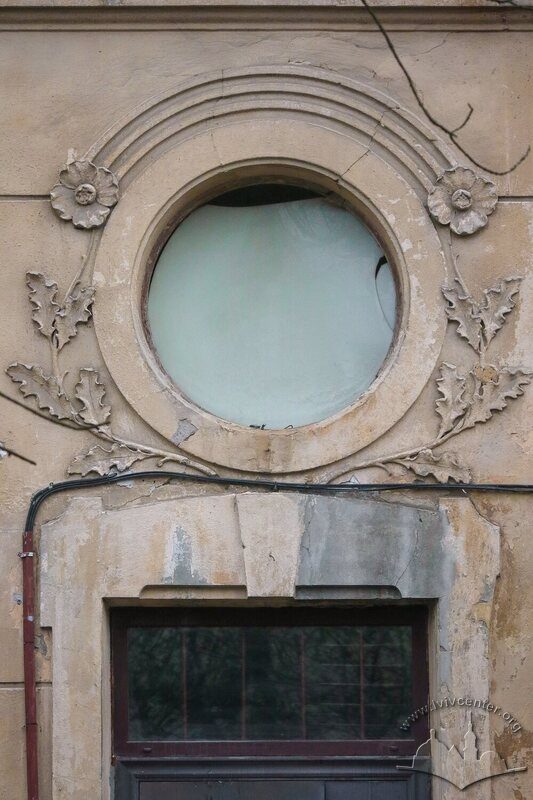 43-03-12--12-picture-6.jpg