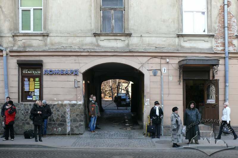 вул. Личаківська, 7. Фасад. У прибудові у внутрішньму подвір'ї розташовувався кінотеатр "Метро" (1934–1944).