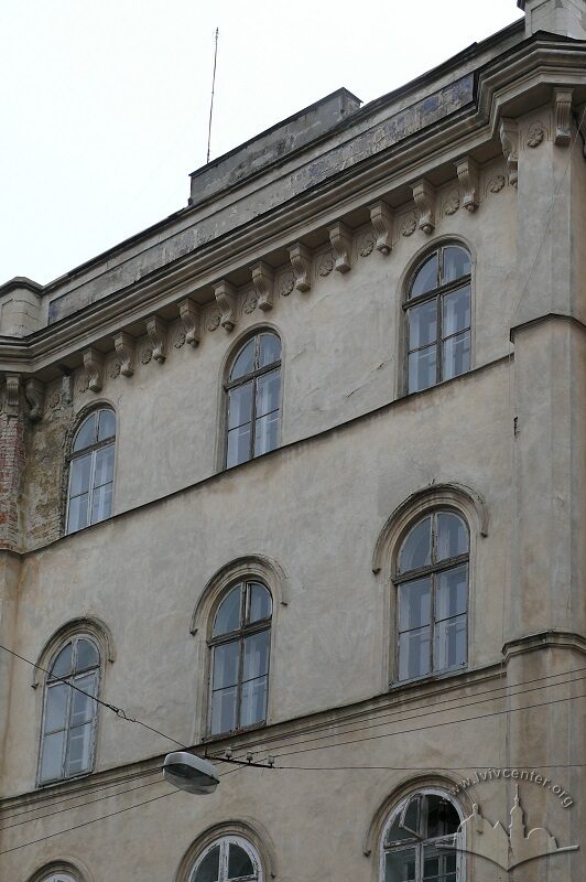 41-03-01--22-picture-2.jpg