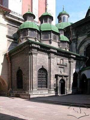 Вул. Руська, 7 – каплиця Трьох Святителів