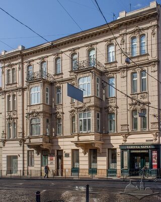 Вул. Винниченка, 3 – житловий будинок