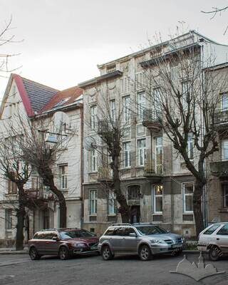 Вул. Вишенського, 15 – житловий будинок