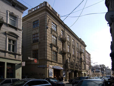 Вул. Коперника, 9