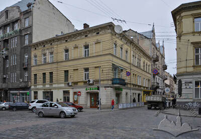 Вул. Коперника, 32 – житловий будинок