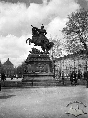 Просп. Свободи – пам'ятник Яну ІІІ Собєському (не існує)