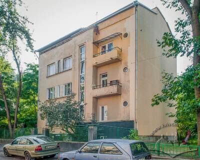 Вул. Котляревського, 63 – житловий будинок